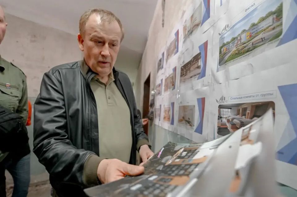 Александр Дрозденко: «Рябинка» в Енакиево должна снова стать тёплым и безопасным местом для детей Александр Дрозденко: «Рябинка» в Енакиево должна снова стать тёплым и безопасным местом для детей