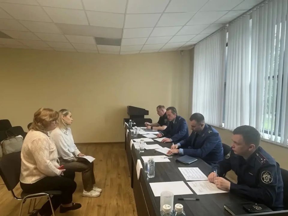 В рамках работы Мобильной приемной заместитель прокурора Ленинградской области провел выездной прием во Всеволожске В рамках работы Мобильной приемной заместитель прокурора Ленинградской области провел выездной прием во Всеволожске