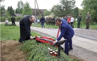 Останки четырех красноармейцев предали земле в Выборгском районе Останки четырех красноармейцев предали земле в Выборгском районе