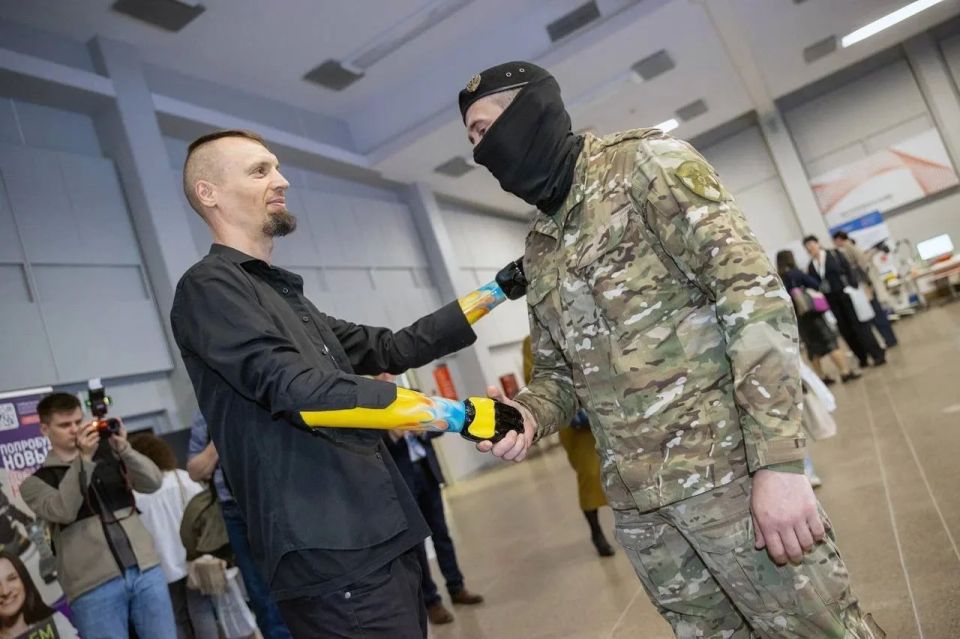 Анна Цивилева: В ходе поездки в войска Ленинградского военного округа приняла участие в работе научно-практического форума «Военно-медицинская реабилитация» Анна Цивилева: В ходе поездки в войска Ленинградского военного округа приняла участие в работе научно-практического форума «Военно-медицинская реабилитация»