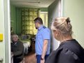 В рамках проверки условий жизни и быта пожилых людей и инвалидов Тихвинский городской прокурор Сергей Мишаткин посетил ЛОГБУ «Тихвинский дом-интернат для престарелых и инвалидов»