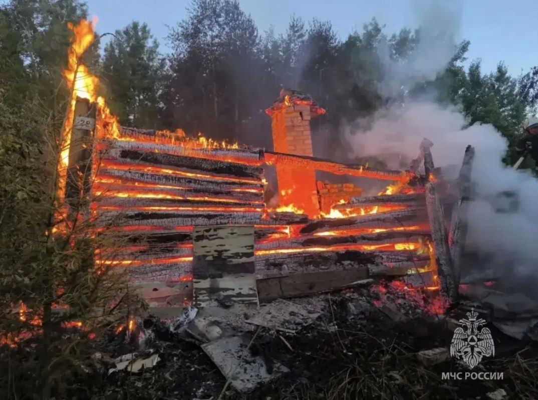 ПОЖАР В ДАЧНОМ ДОМЕ. Волховский р-н, СНТ «Нева Адмиралтейская»
