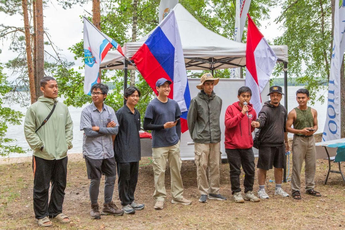 В заказнике «Выборгский» открылся международный студенческий слёт PERMIRA Summer Camp 3.0 — Индонезийско-российский студенческий летний слёт 2026 года В заказнике «Выборгский» открылся международный студенческий слёт PERMIRA Summer Camp 3.0 — Индонезийско-российский студенческий летний слёт 2026 года