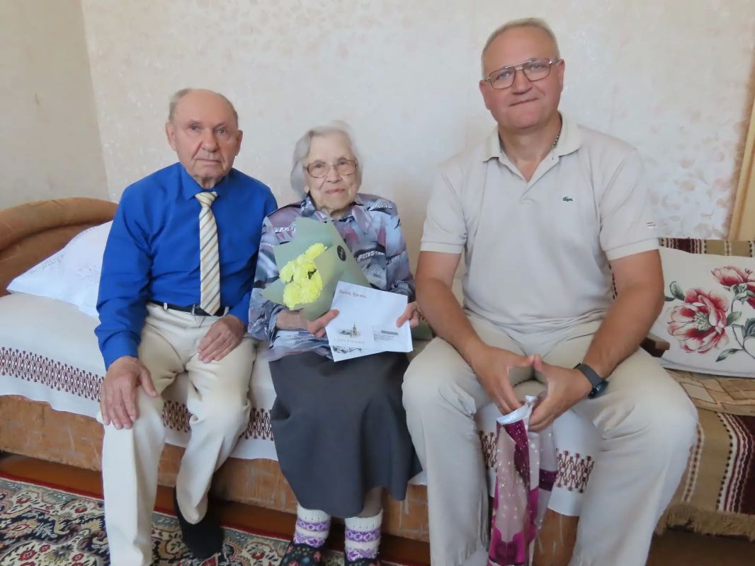 Ветеран из Сланцев Антонина Федорова отпраздновала 95-летие Ветеран из Сланцев Антонина Федорова отпраздновала 95-летие