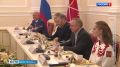 Александр Беглов поздравил петербургских гимнасток с победой на чемпионате мира