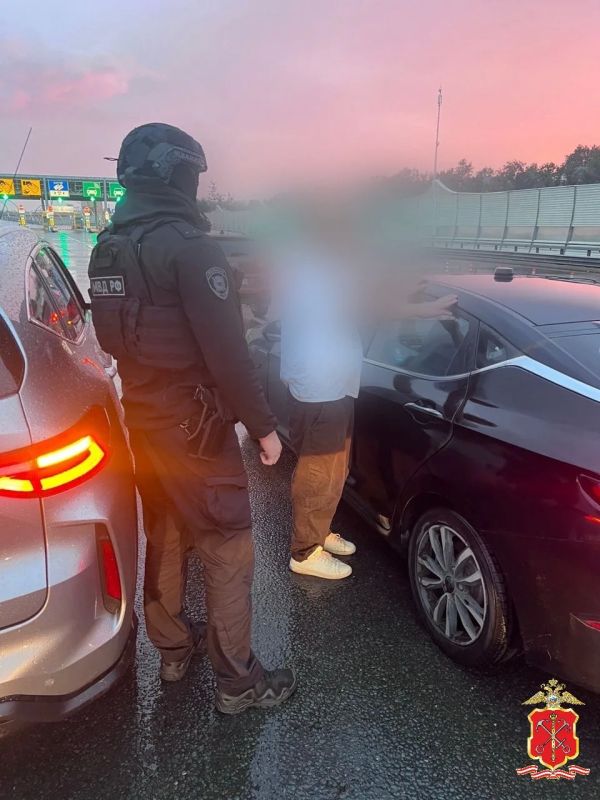 В Ленинградской области закрыт криминальный бизнес под вывеской досугового центра В Ленинградской области закрыт криминальный бизнес под вывеской досугового центра