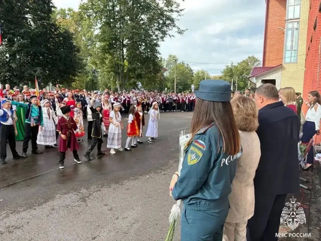 Первый урок нового учебного года - о безопасности Первый урок нового учебного года - о безопасности