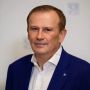 Александр Дрозденко сообщил, что сегодня вместе с фондом «Ленинградский рубеж» передали командиру штурмовой роты отряда «Шторм» с позывным «Лис» подготовленный УАЗ