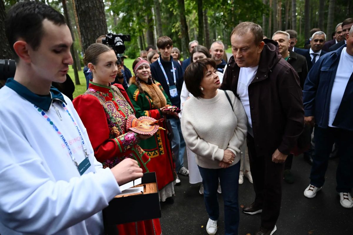 Александр Дрозденко: «Ладога» в 18-й раз открыла свои двери Александр Дрозденко: «Ладога» в 18-й раз открыла свои двери