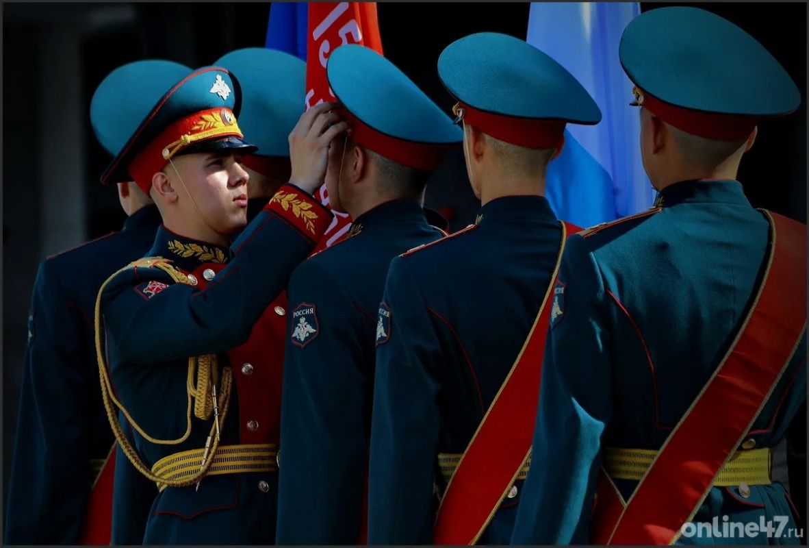 Через голод, холод и обстрелы — к Победе: бессмертный подвиг почтили у диорамы «Прорыв блокады Ленинграда» Через голод, холод и обстрелы — к Победе: бессмертный подвиг почтили у диорамы «Прорыв блокады Ленинграда»