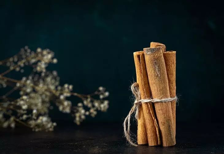Как измельчать палочки корицы: простой способ, который ускоряет метаболизм и помогает худеть без диет