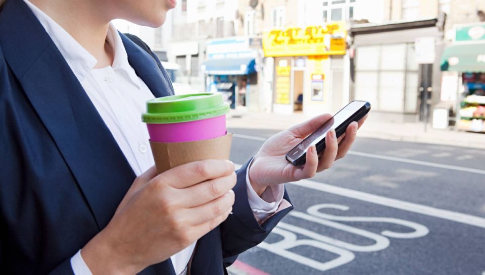 Лучше не выбрасывать: старый смартфон будет незаменим в быту